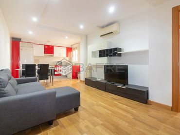 Flat with lift for sale in Avenida de la Ciudad de Barcelona