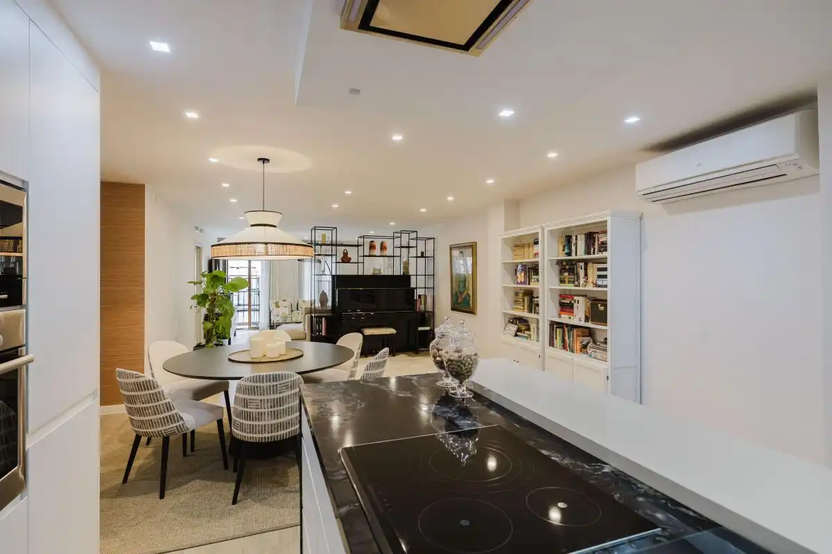 Living room of Flat for sale in Málaga  with Air Conditioner, Heating and Terrace