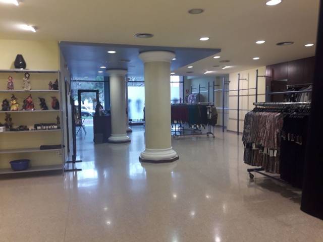 Local comercial en Alquiler en Puigfred