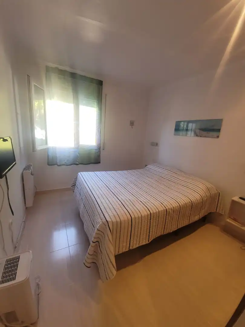 Schlafzimmer von Wohnung zum Verkauf in Palafrugell mit Heizung, Abstellraum und Ofen