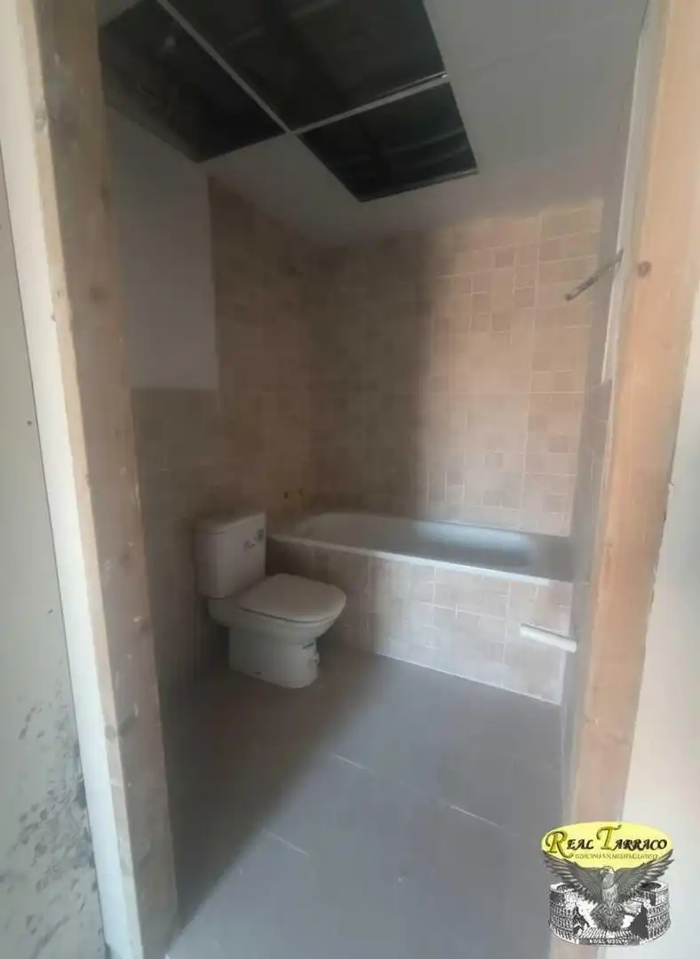 Bathroom of Buildings for sale in Vila-rodona