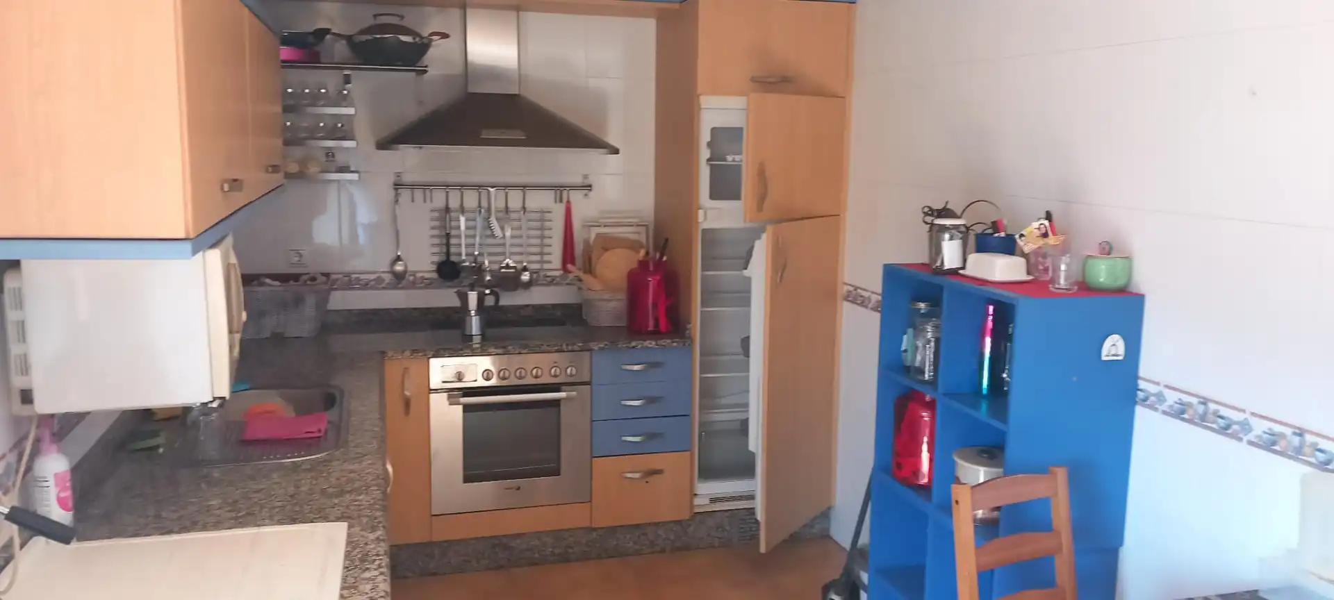 Cocina de Piso en venta en Catoira con Jardín privado, Terraza y Amueblado
