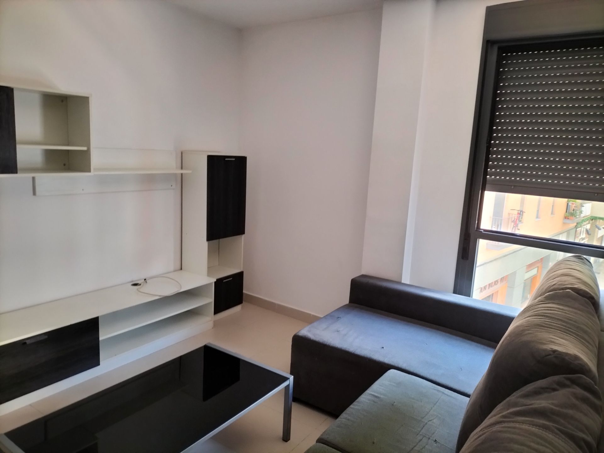Living room of Flat to rent in  Zaragoza Capital  with Heating, Furnished and Oven
