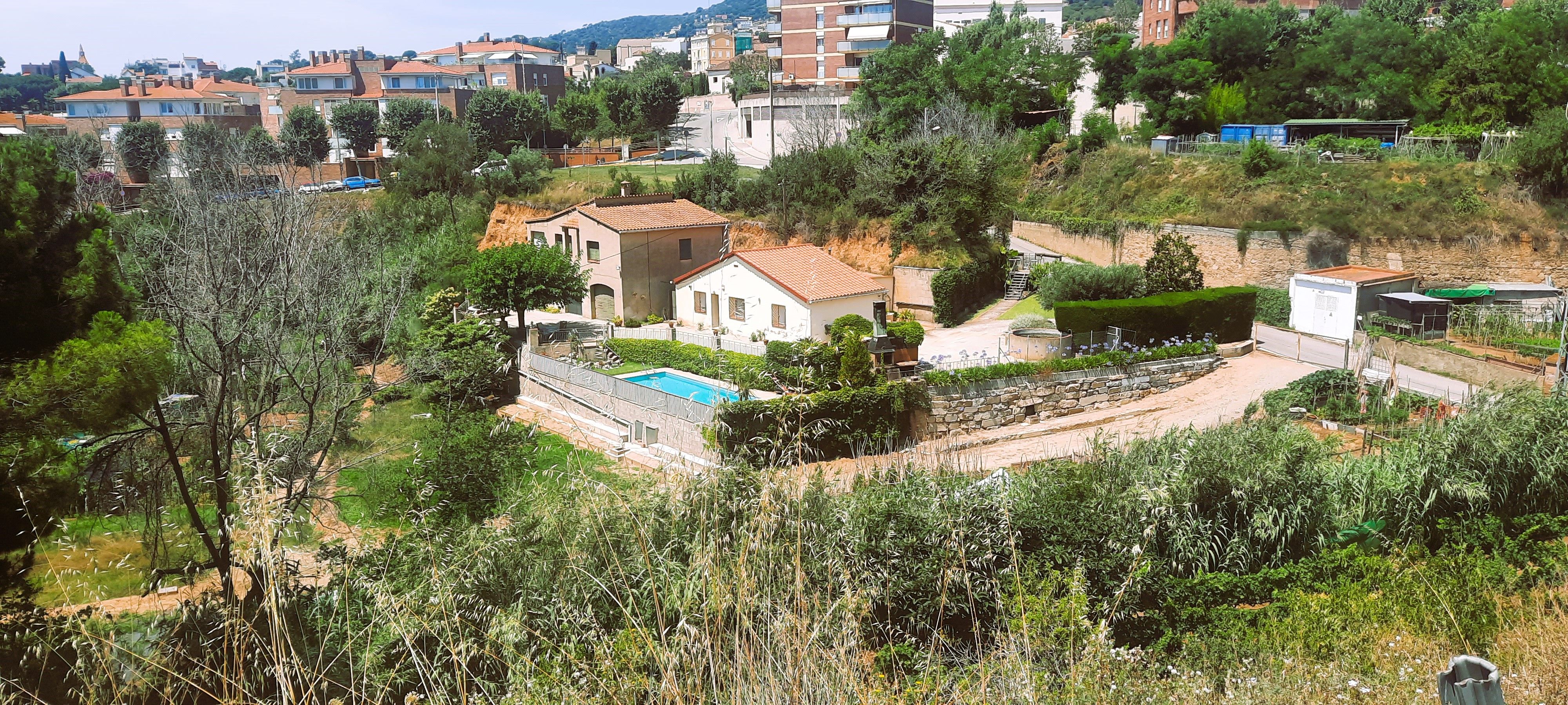 Vista exterior de Casa o chalet en venta en Tiana con Piscina