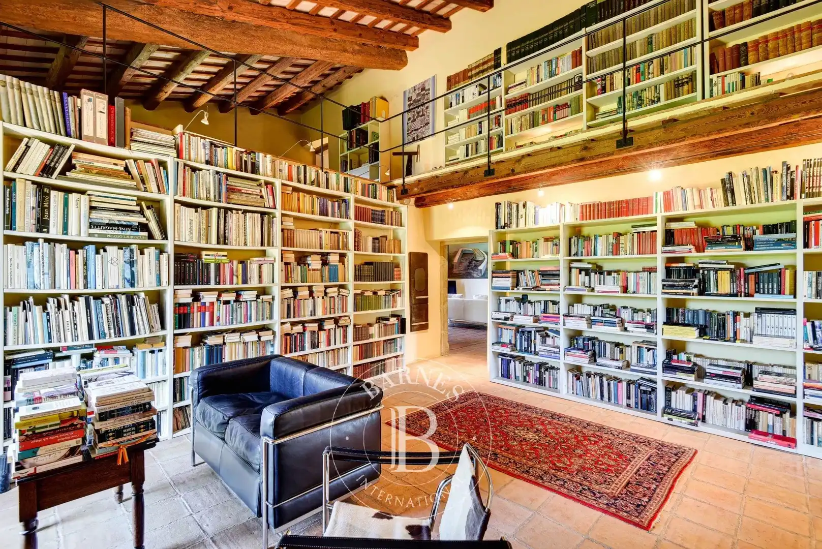 Sala d'estar de Finca rústica en venda en La Bisbal d'Empordà amb Aire condicionat, Calefacció i Jardí privat