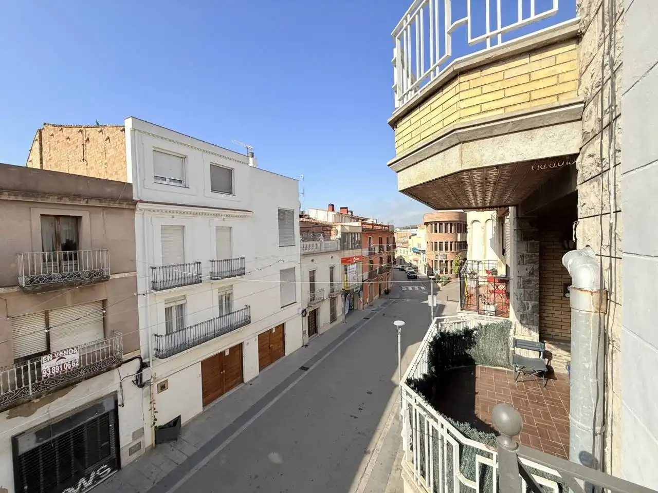 Exterior view of Flat for sale in Sant Sadurní d'Anoia  with Air Conditioner, Heating and Parquet flooring
