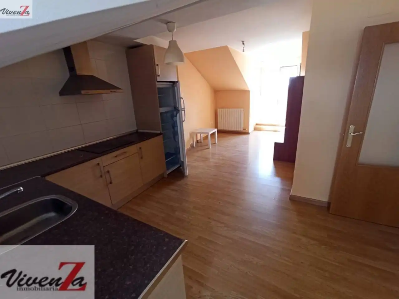 Cocina de Piso en venta en Zamora Capital  con Calefacción, Trastero y Amueblado