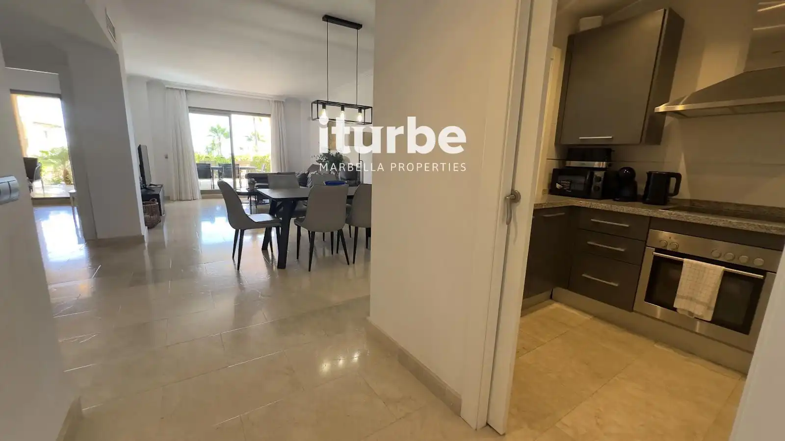 Exterior view of Flat for rent in Benahavís  with Air Conditioner, Terrace and Swimming Pool