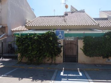 Casa pareada en venta en C/ Rio Loira