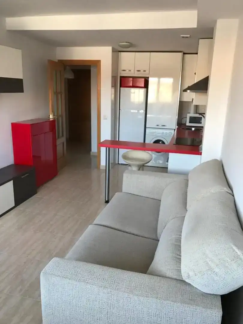 Sala d'estar de Pis en venda en Aldealengua amb Moblat, Forn i Rentadora