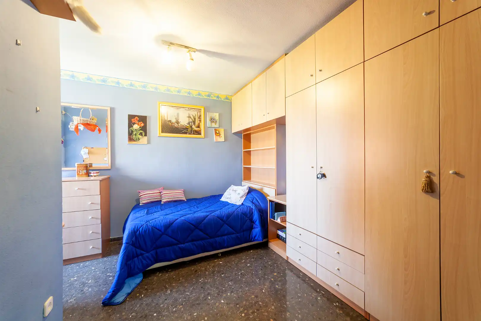 Habitación de Piso en venta en Valencia con Aire acondicionado