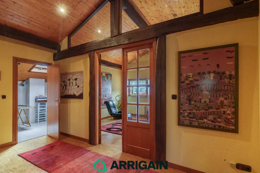 Casa o chalet en venta en Irun  con Calefacción, Jardín privado y Terraza