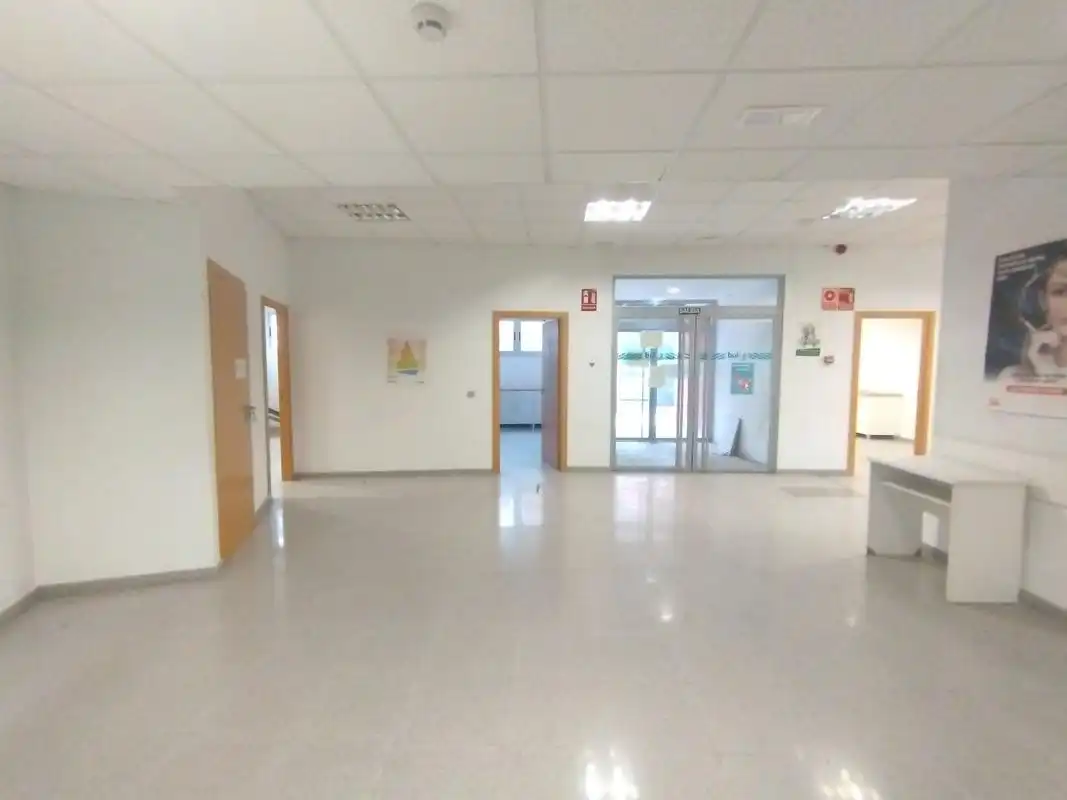 Local comercial en venda a Calle de Felisa Gale, imagen 4