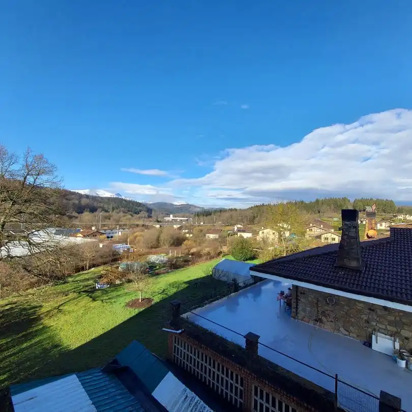 Vista exterior de Piso en venta en Otxandio con Calefacción y Balcón