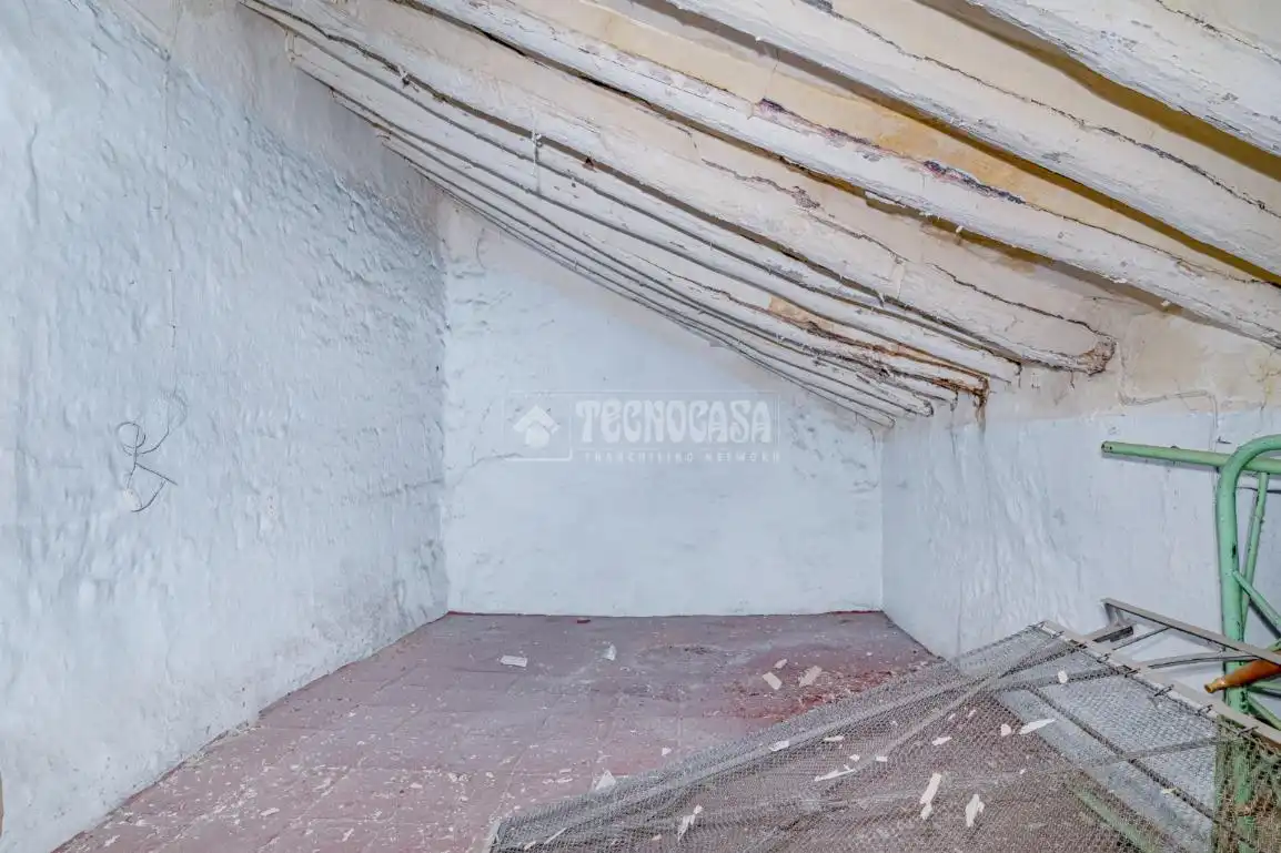 Casa adosada en venda en Loja amb Terrassa