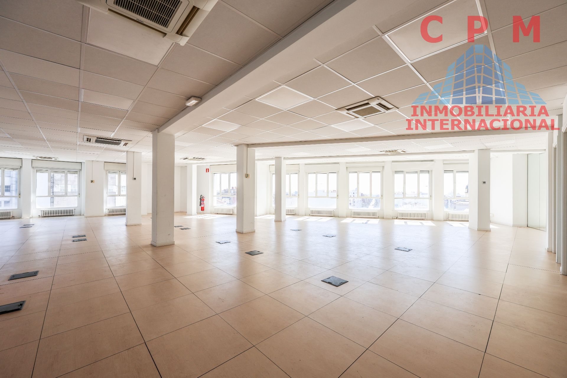 Büro zur Miete in  Madrid Capital mit Klimaanlage, Heizung und Internet