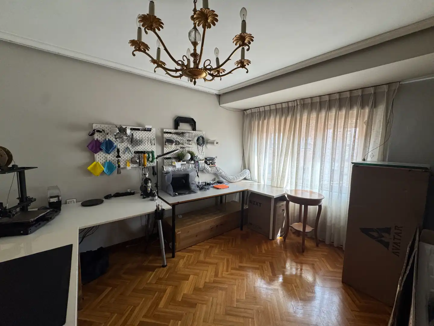 Dormitori de Pis en venda en Oviedo  amb Calefacció, Parquet i Forn