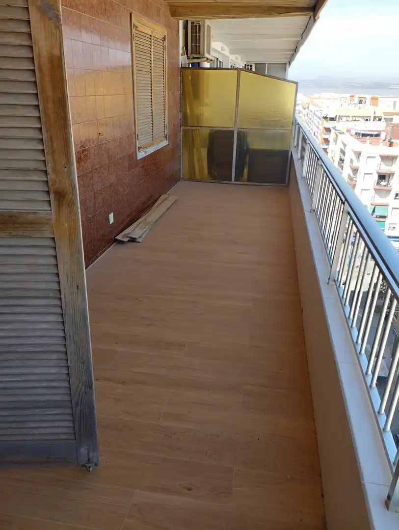 Terrassa de Pis en venda en Torrevieja amb Terrassa, Moblat i Forn