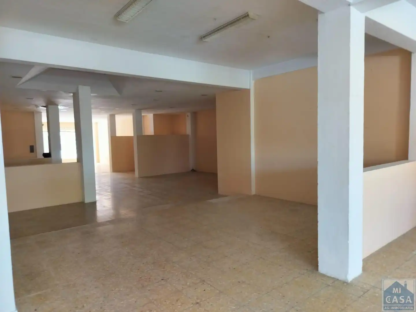 Local comercial en venda a Centro, imagen 3