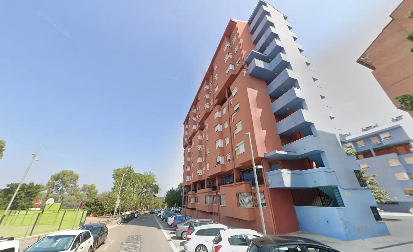 Vista exterior de Pis en venda en Sabadell