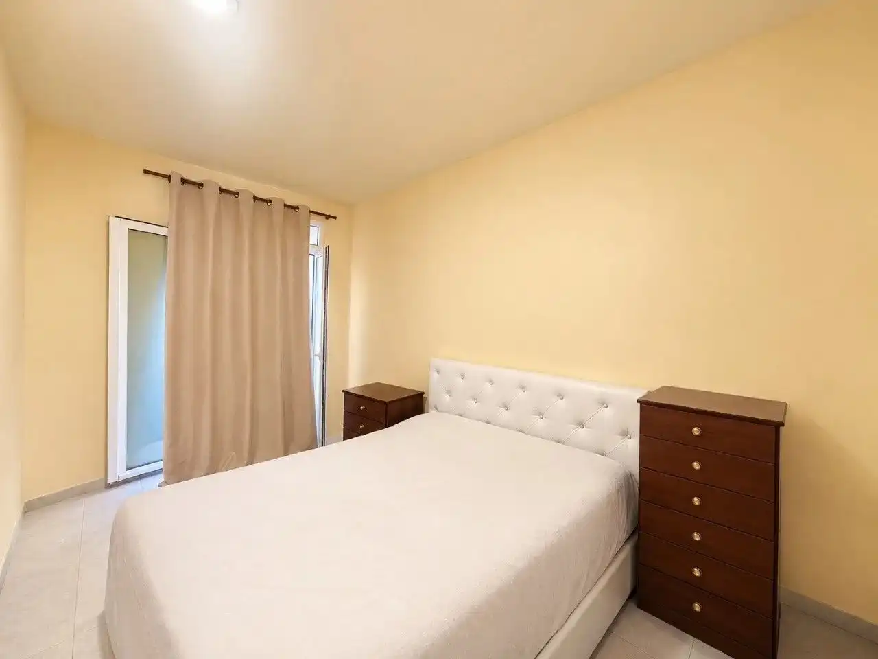 Dormitori de Apartament en venda en Torroella de Montgrí amb Terrassa
