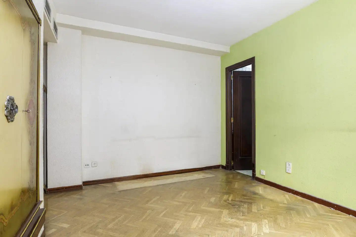 Habitación de Piso en venta en Zaragoza
