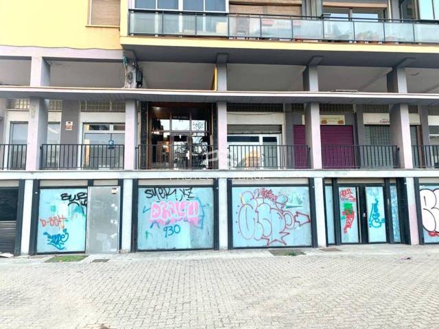 Local comercial en Venta en Pont del Treball Digne en La Verneda i la Pau