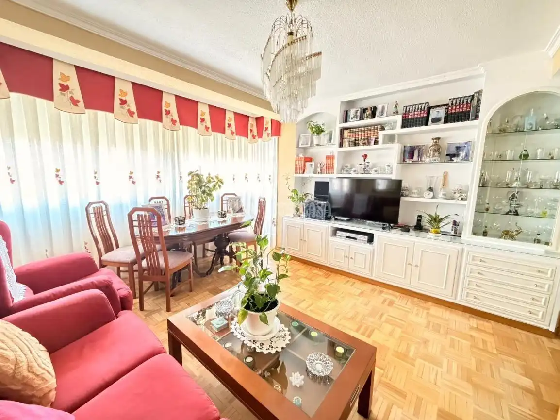 Sala de estar de Piso en venta en Torrejón de Ardoz con Aire acondicionado, Parquet y Terraza