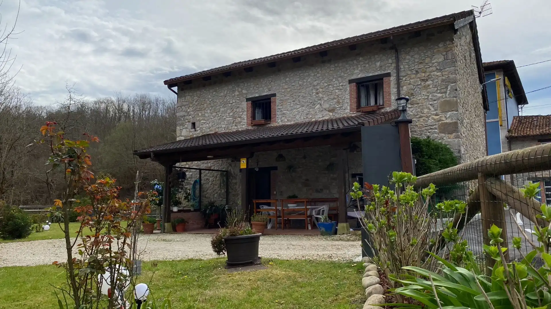 Exterior view of Houses for sale in Cangas de Onís  with Heating and Private garden