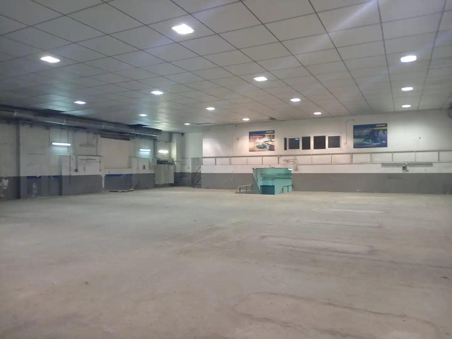 Nau industrial de lloguer en Barcelona