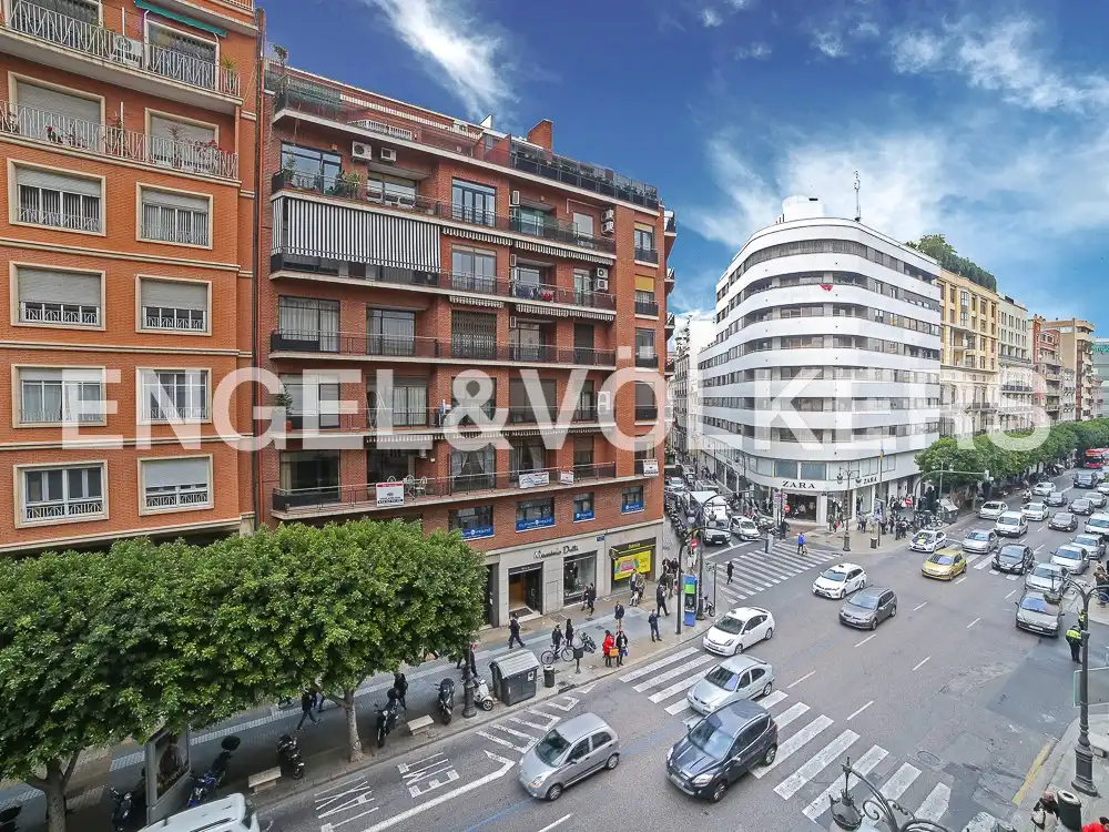 Exterior view of Flat for sale in Valencia  with Air Conditioner, Heating and Terrace