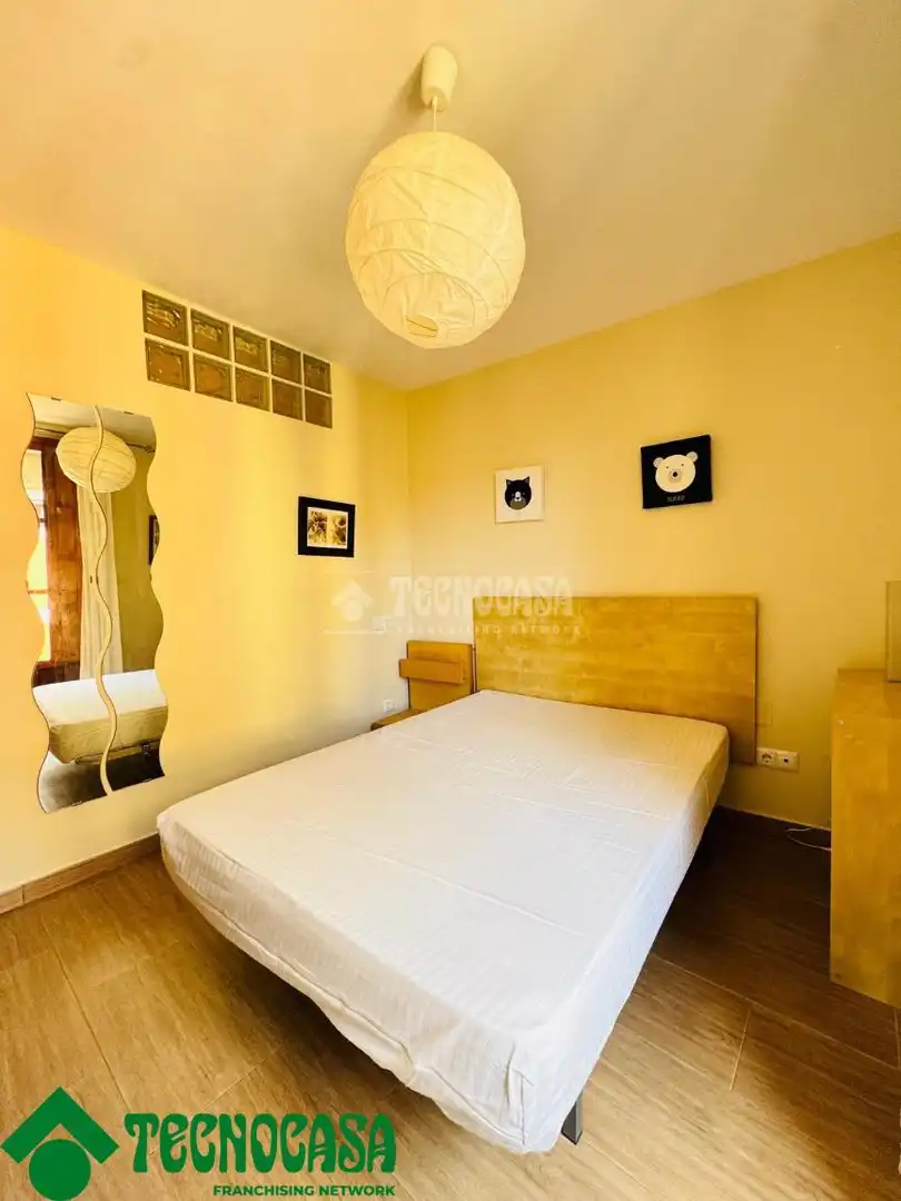 Bedroom of Flat for sale in Toledo  with Air Conditioner, Heating and Balcony