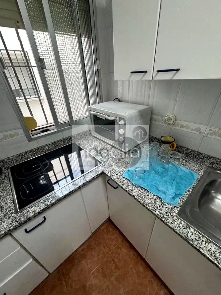 Küche von Wohnung zur Miete in Sevilla mit Klimaanlage und Möbliert