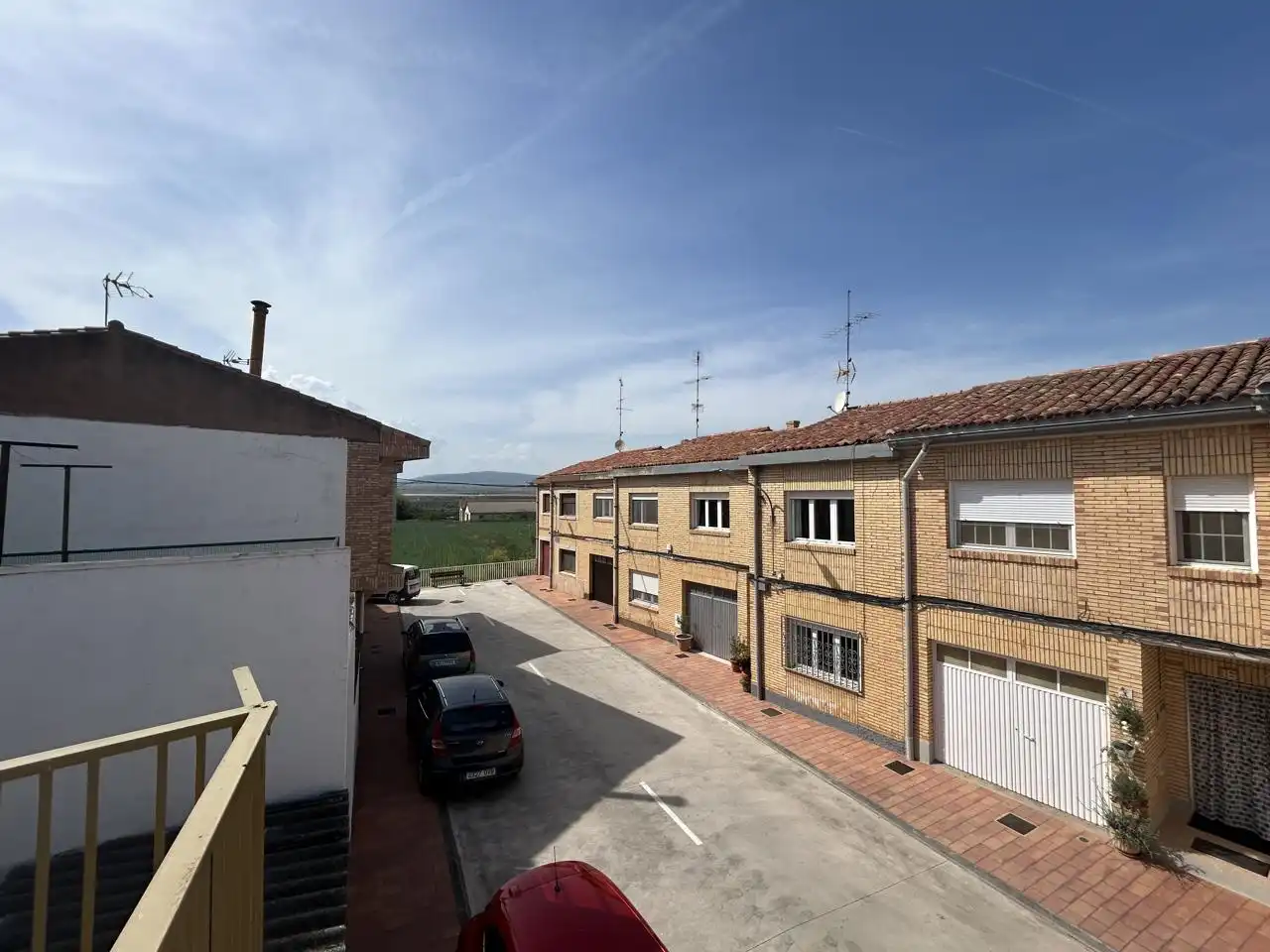 Vista exterior de Casa adosada en venda en Cintruénigo amb Calefacció, Jardí privat i Terrassa