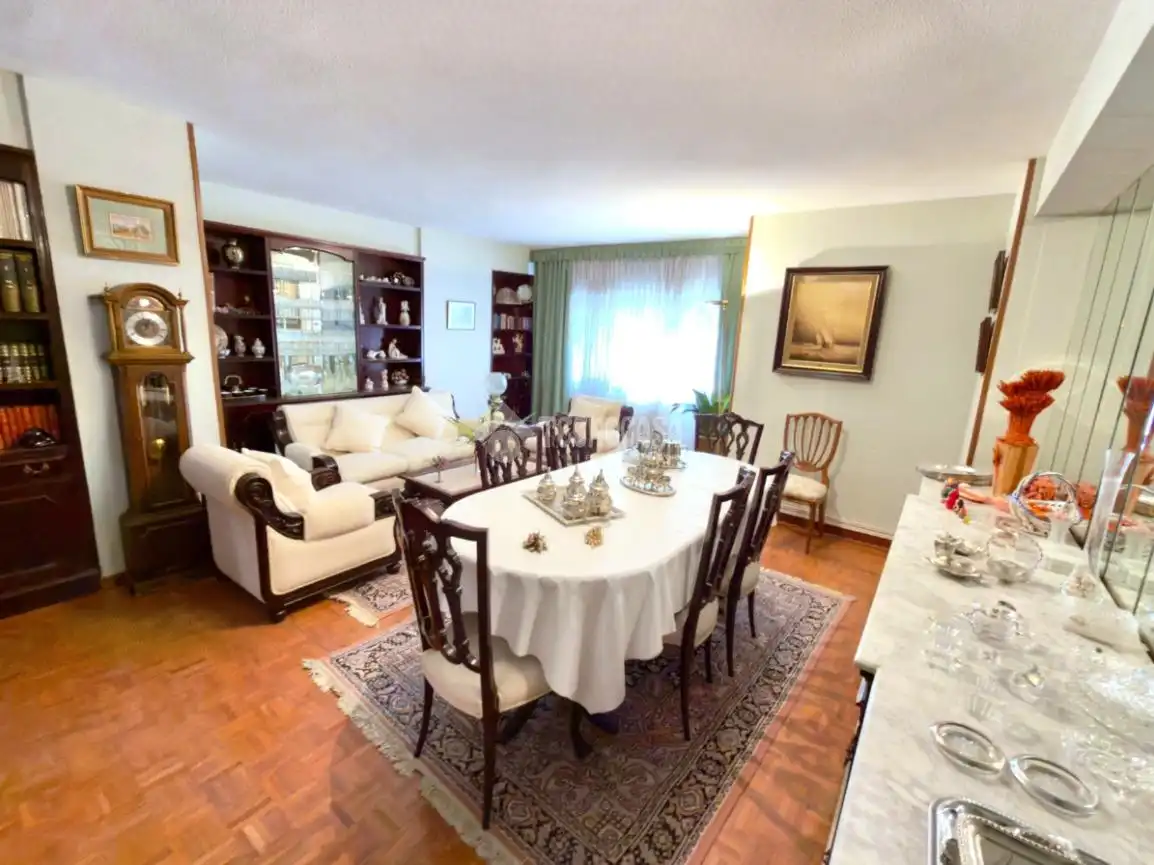 Dining room of Flat for sale in Madrid  with Heating