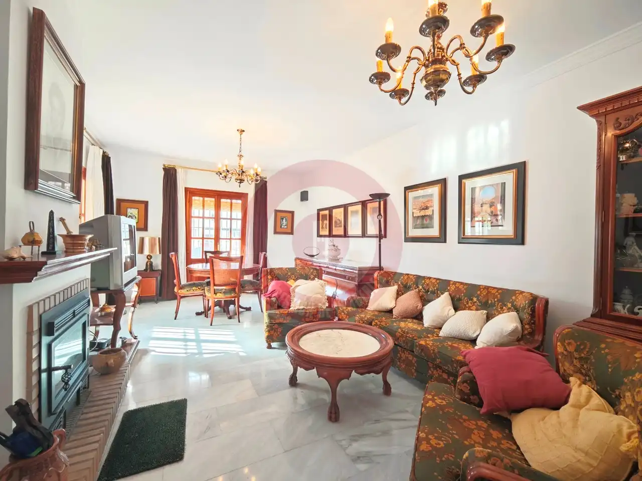 Sala d'estar de Casa o xalet en venda en Vélez-Málaga amb Jardí privat i Terrassa