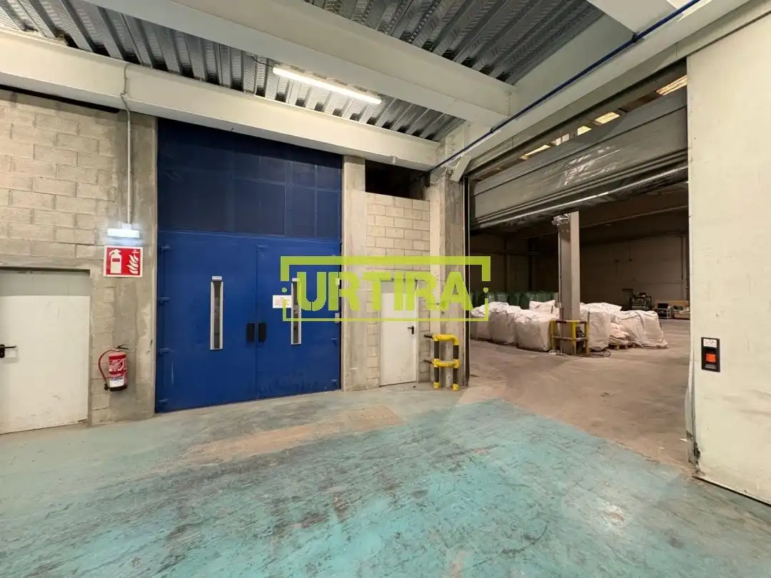 Nave industrial en venta en Errenteria