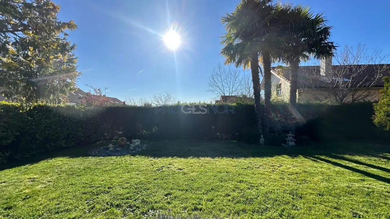 Casa o chalet en venta en Sariegos con Calefacción, Jardín privado y Terraza