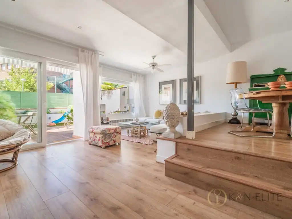 Sala de estar de Casa adosada en venta en Torrelodones con Terraza y Balcón