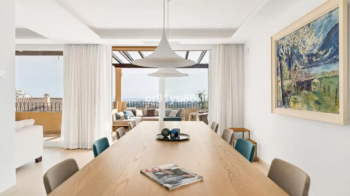Apartment with pool for sale in Nueva Andalucía, imagen 6
