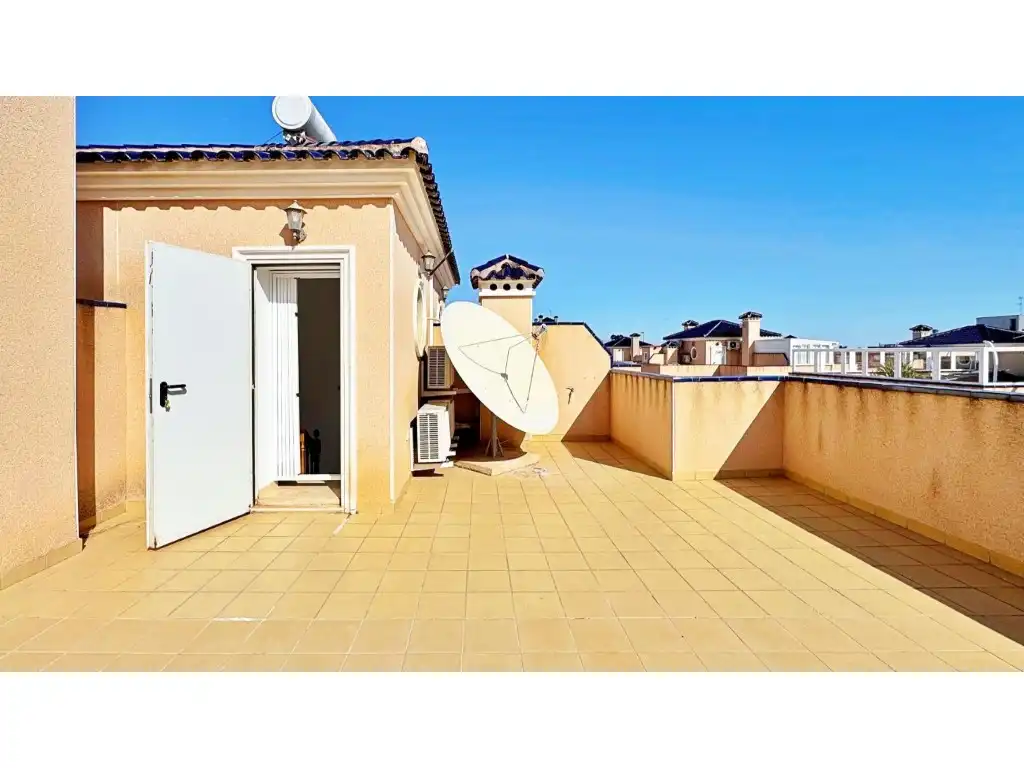 Casa adosada en venta en Calle Cuerda, Playa Flamenca
