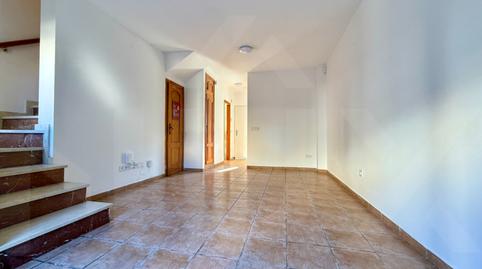 Foto 2 de Casa adosada en venda a Carrer Ausiàs March, Els Poblets, Alicante