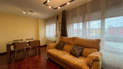 Foto 3 de Apartament de lloguer a Calle del Farmacéutico Obdulio Fernández, Plantío - Alcampo, Burgos