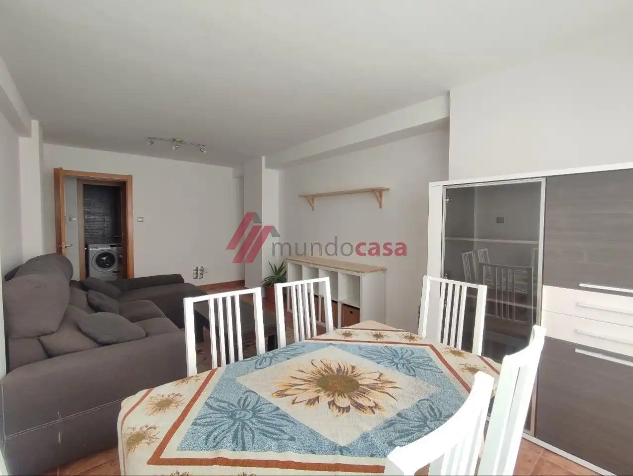Sala d'estar de Pis de lloguer en Ferrol amb Calefacció i Moblat