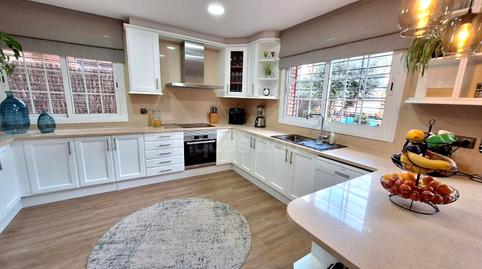 Foto 3 de Casa adosada de lloguer a Nucli Urbà, Barcelona