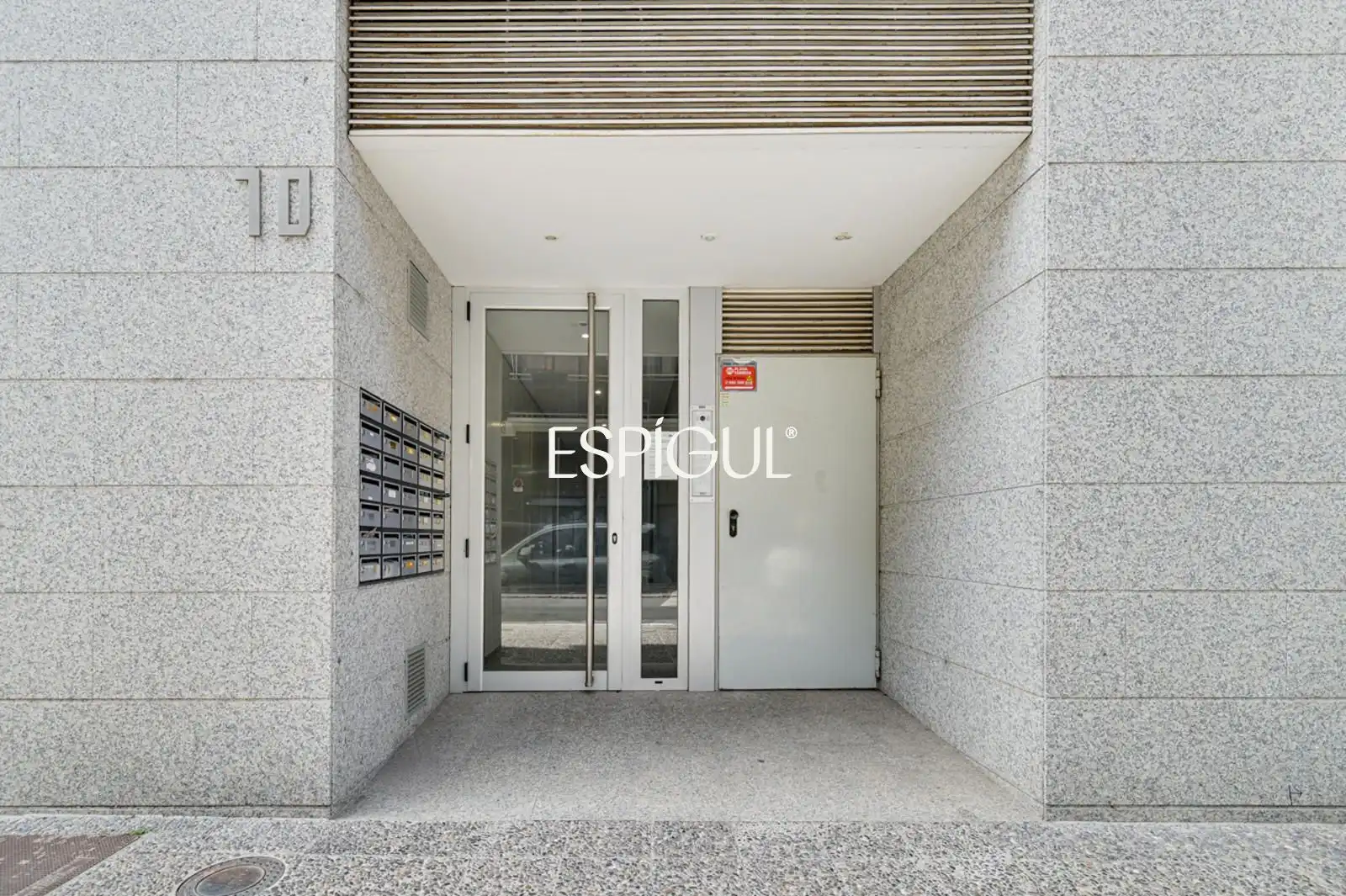 Piso en venta en Girona con Aire acondicionado, Parquet y Trastero