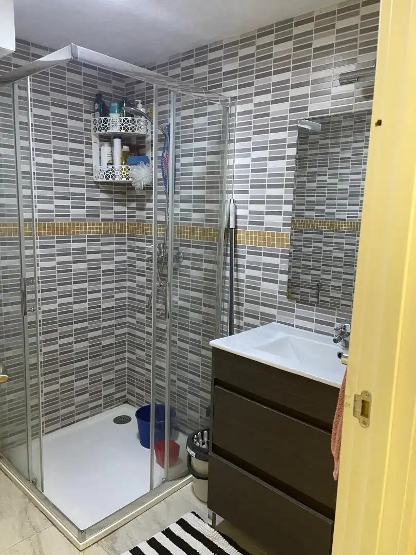 Baño de Piso en venta en Granada con Aire acondicionado