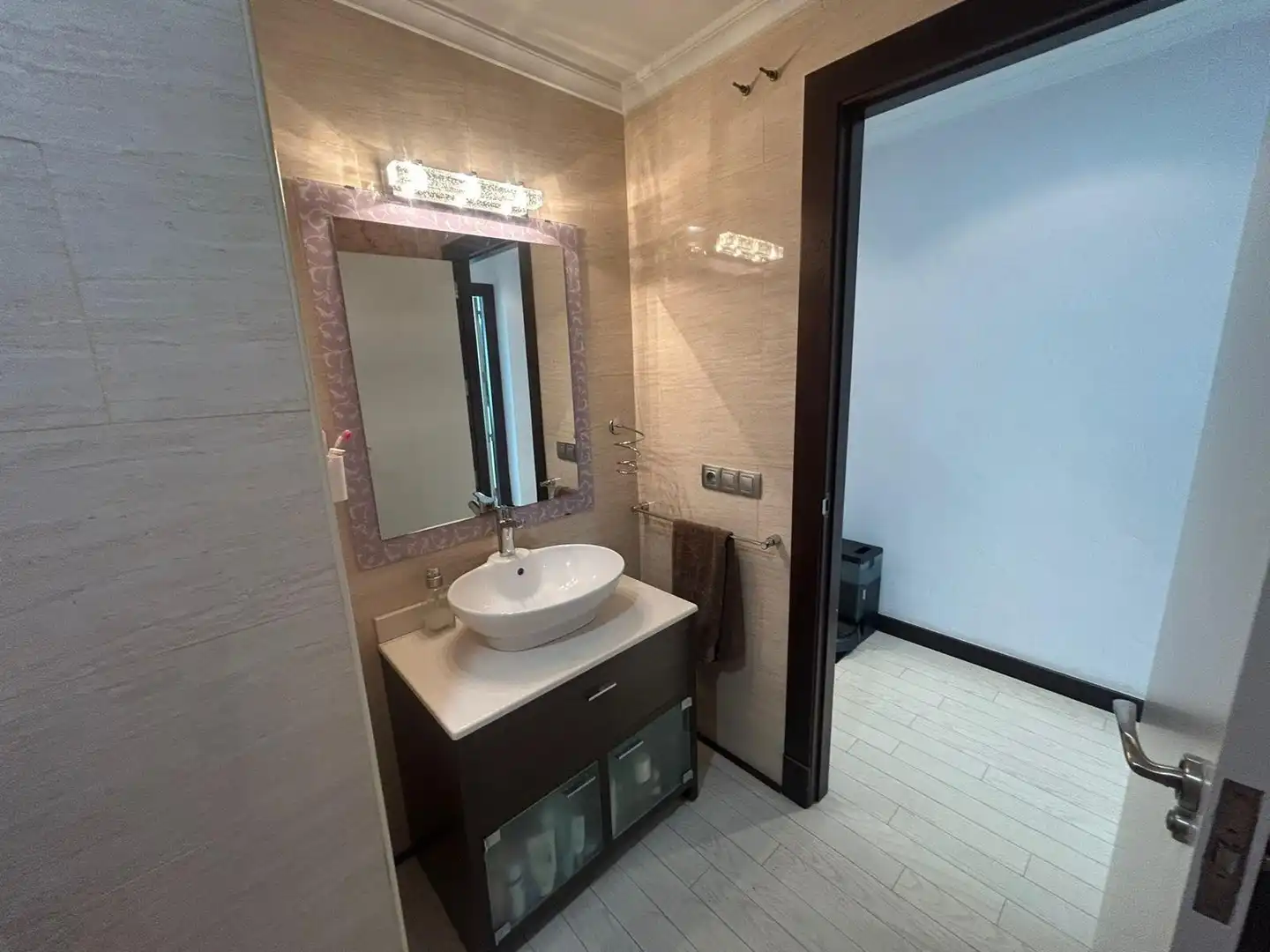 Baño de Apartamento en venta en Yecla con Calefacción, Trastero y Amueblado