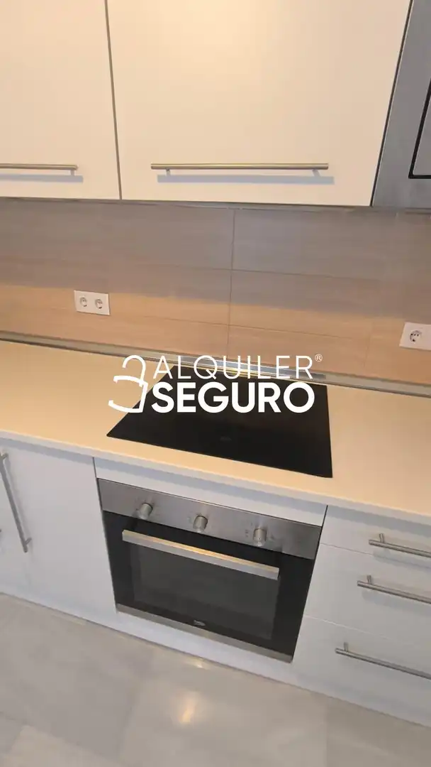 Kitchen of Flat for rent in Sevilla  with Air Conditioner and Furnished