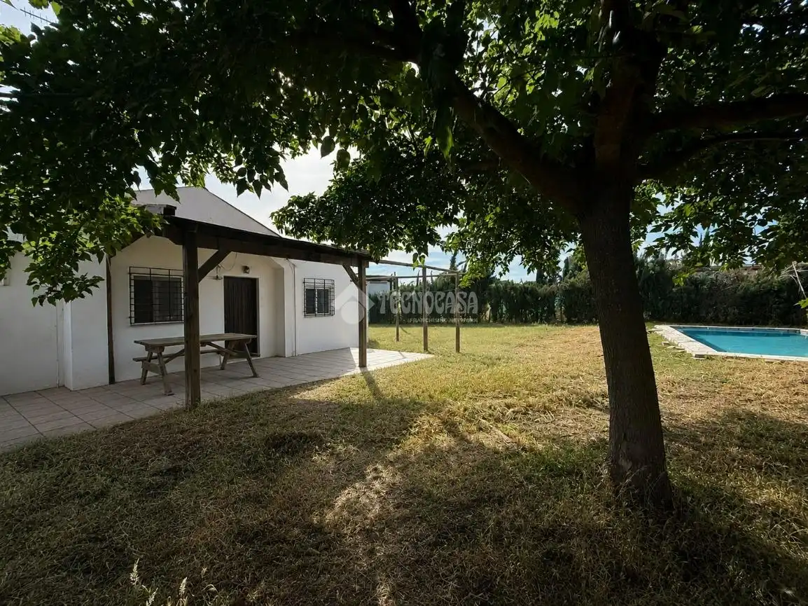 Country homes for sale in URB. SANTO CRISTO. C/ PASTORA Nº 5, ( ARAHAL), Arahal